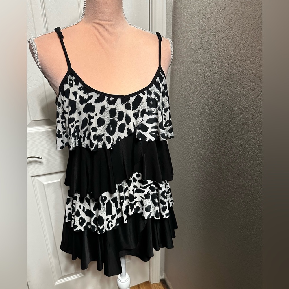 Tiered Ruffle Front Leopard Cami - Picture 3 of 8